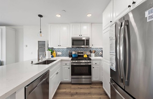 San Clemente Apartment | Oceanview SemiADA & 5-Star Comfort, Pets Welcome