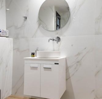 Tolo Apartment | Ocetria Rooms 3