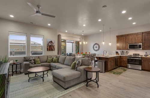 Ivins House | Ocotillo Springs 54 | Adventure Retreat | Private Swim Spa