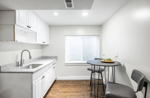 Heber House | OCT-NOV PROMO Buy 4 get 5th free- Pet-friendly- Sleeps 18- Hot tub