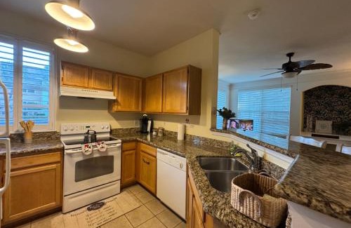 Kissimmee Apartment | October Deal Only 97 - dollars Family Villa with a Pool FREE Disney Shuttle - 2 Bedrooms, 2 Baths -Sleeps 8- 3019