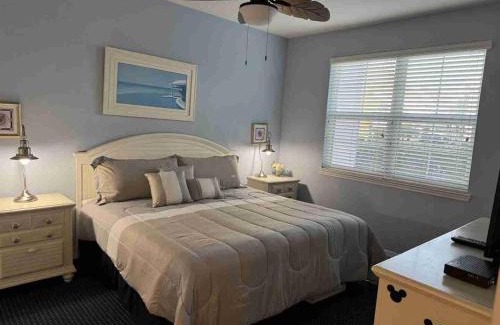 Kissimmee Apartment | October Deal Only 97 - dollars Family Villa with a Pool FREE Disney Shuttle - 2 Bedrooms, 2 Baths -Sleeps 8- 3019