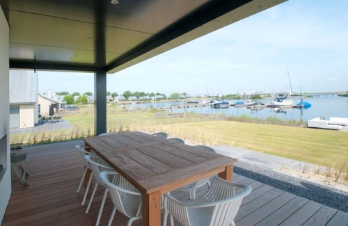 Tholen House | Oesterdam Resort by Interhome