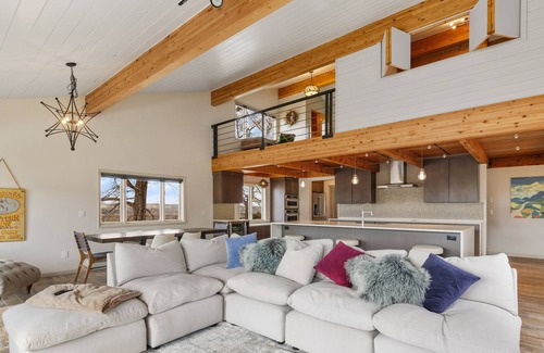 Bozeman House | Off the Beaten Path still in the Middle of it all!