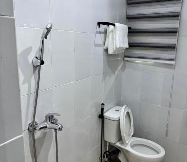 Surulere Apartment | Ogunade Stores Apartment