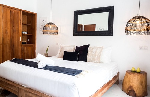 Jungut Batu Hotel | Ohana's Beachfront Resort & Beach Club