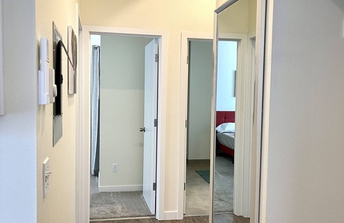 Portland Heights Apartment | OHSU/PSU/Near Downtown Portland