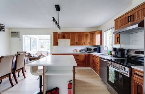 South Pandosy House | Okanagan Escape
