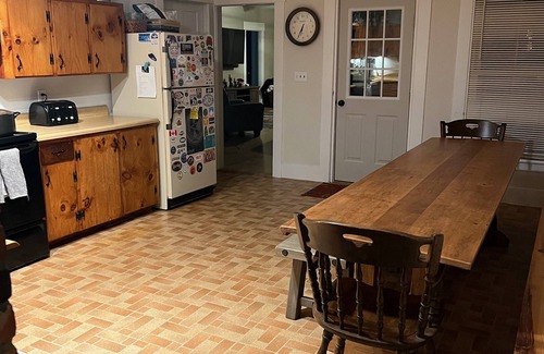Ludlow House | Okemo Ski Retreat sleeps 16 comfortably and 1 mile to the mountain