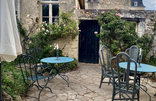 Le Grand-Pressigny House | Old barn renovated like a fairy tale