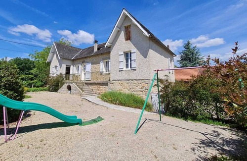 Beauregard-de-Terrasson House | Old farm near Montignac
