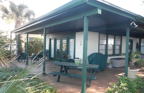 Indian Shores Cottage | "Old Florida" Beach Cottage-Beachfront!