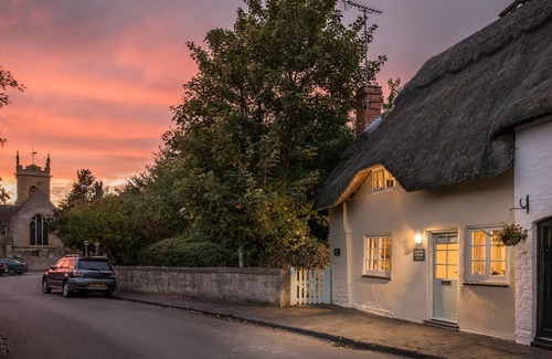 Bretforton Cottage | Old Fox Cottage - sleeps 4 guests in 2 bedrooms