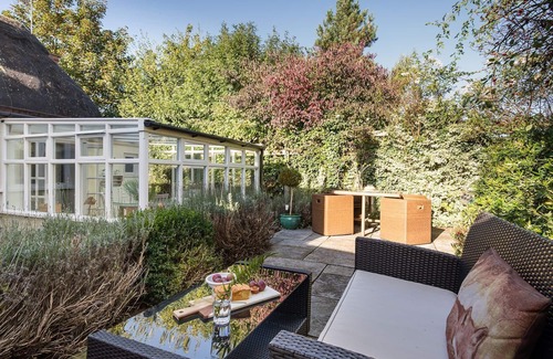 Bretforton Cottage | Old Fox Cottage - sleeps 4 guests in 2 bedrooms