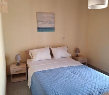 Spetses Apartment | Old Harbor Apartments