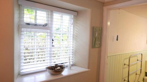 Burgh Island House | Old Hundredth , Kingston, Kingsbridge, Devon, UK