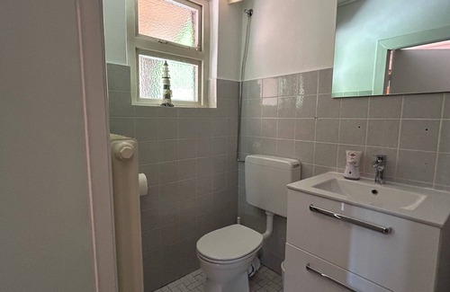Sielbeck Apartment | Old lake view jewel