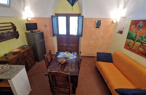 Kamma Apartment | Old renovated warehouse. now dammuso for vacation!