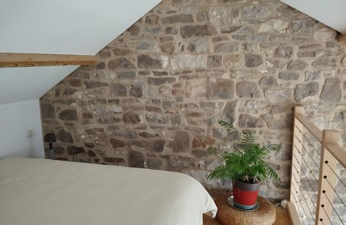Wepion Apartment | Old stone studio, ideal for discovering the Meuse valley.