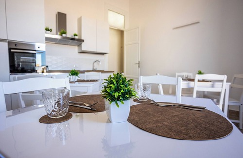 Castellammare Apartment | Old Town bright and comfortable family apartment panoramic view