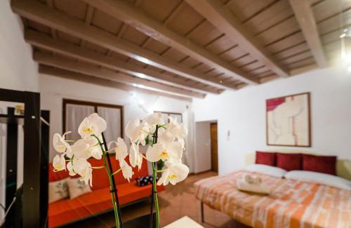 Citta Alta Apartment | Old Town Square