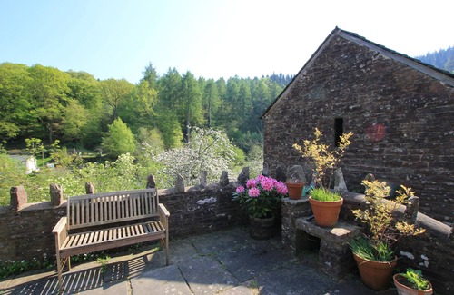 Blakeney Cottage | Old Tump House - Cottage With Views Of Forest Of Dean