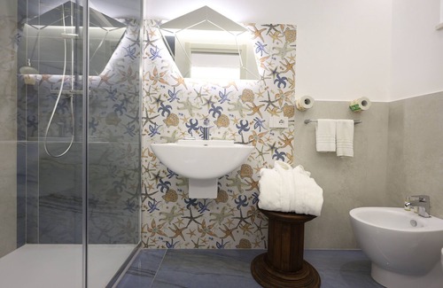 Riaci Hotel | OldWell Hotel