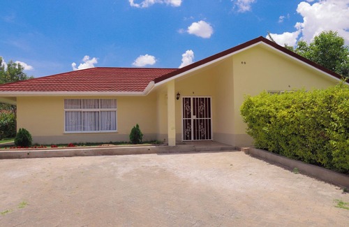 Athi River Villa | Oleandar