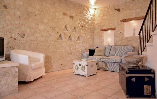 Agkathia Villa | Olive Coast Suites