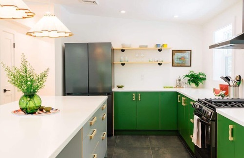 Copake Lake House | Olive Pit: Scenic Designer Retreat +Pool—Sleeps 12