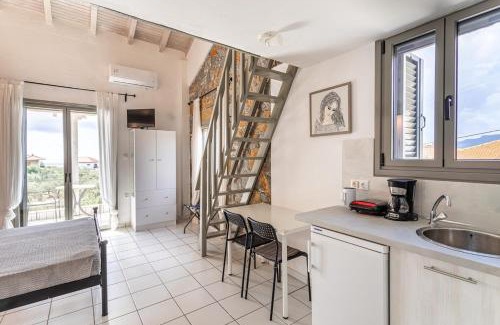 Kardamyli Apartment | Olympia Zervea Studios with Pool #5 Triple