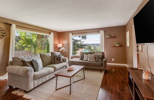 West Hills House | Olympic Mountain-view home by St. Michael Medical Center with large lawn & W/D