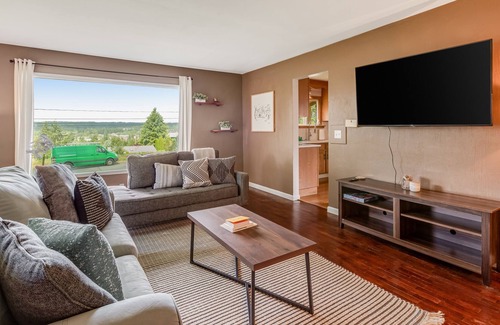 West Hills House | Olympic Mountain-view home by St. Michael Medical Center with large lawn & W/D