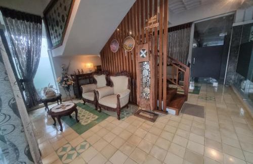 Sinduharjo Hotel | Omah Kawung Homestay Syariah