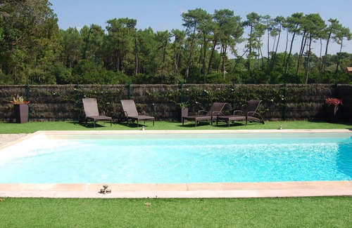 Anglet Apartment | On the Golf of Chiberta, apartment 4 pers ., bright and quiet. Garage. Swimming