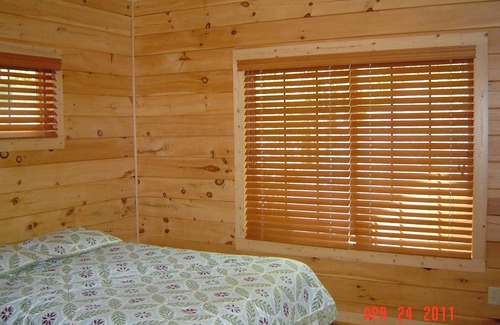 Wiley Cabin | On the Point: Sept.- Nov. incl Thnxgvng Discount! 3+ Nite special! 6 B/R,4.5 Bth