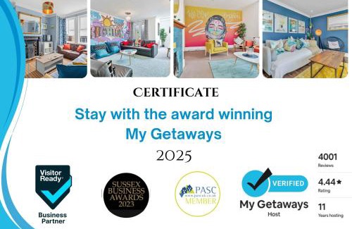Seafront Apartment | On the Water 2 with Free Parking - By My Getaways