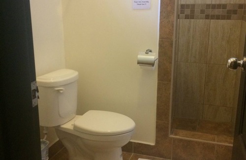 Belize City Hotel | ONE BED ROOM AT EASY INN HOTEL-2