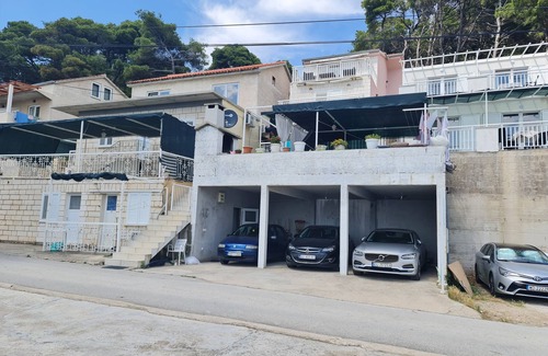 Saplunara Apartment | One bedroom apartment with balcony and sea view Cove Saplunara, Mljet (A-12849-b)