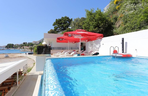Zivogosce Apartment | One bedroom apartment near beach Živogošće - Porat, Makarska (A-18150-b)