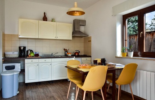 Ciritez Apartment | One-Bedroom Apartment Dolores in Roč