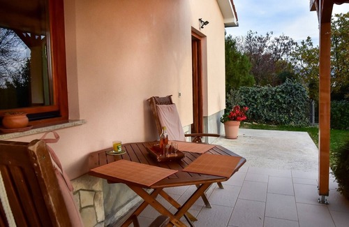 Ciritez Apartment | One-Bedroom Apartment Dolores in Roč