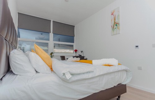 Smethwick Apartment | One Bedroom apartment Serviced apartment Smethwick flat 319