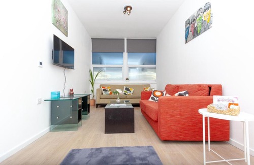 Smethwick Apartment | One Bedroom apartment Serviced apartment Smethwick flat 319