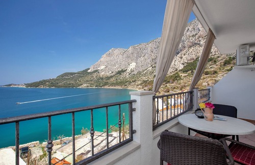Drasnice Apartment | One bedroom apartment with terrace and sea view Drašnice, Makarska (A-2581-a)