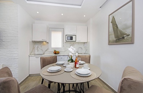 Promajna Apartment | One bedroom apartment with terrace and sea view Promajna, Makarska (A-21102-k)