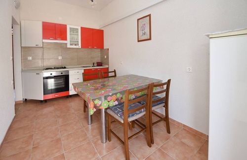 Metajna Apartment | One bedroom apartment near beach Metajna, Pag (A-6522-g)