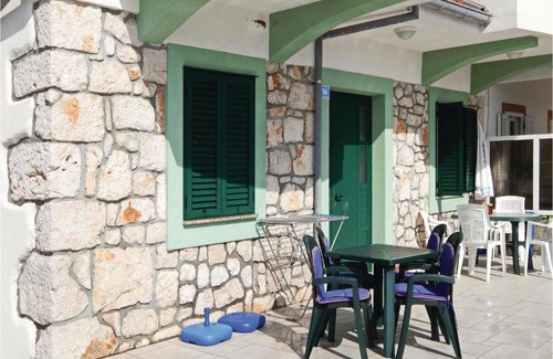 Simuni Apartment | One-Bedroom Apartment in Simuni