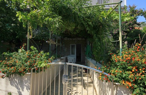 Viganj Apartment | One bedroom apartment near beach Viganj, Pelješac (A-633-b)