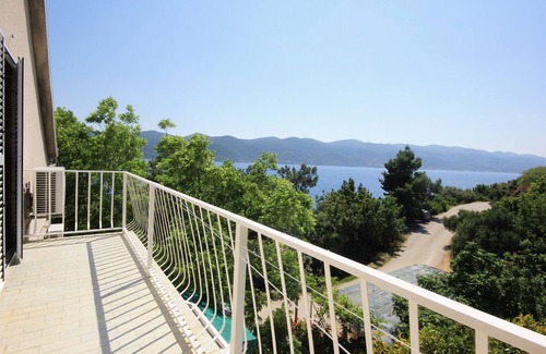 Viganj Apartment | One bedroom apartment near beach Viganj, Pelješac (A-633-b)